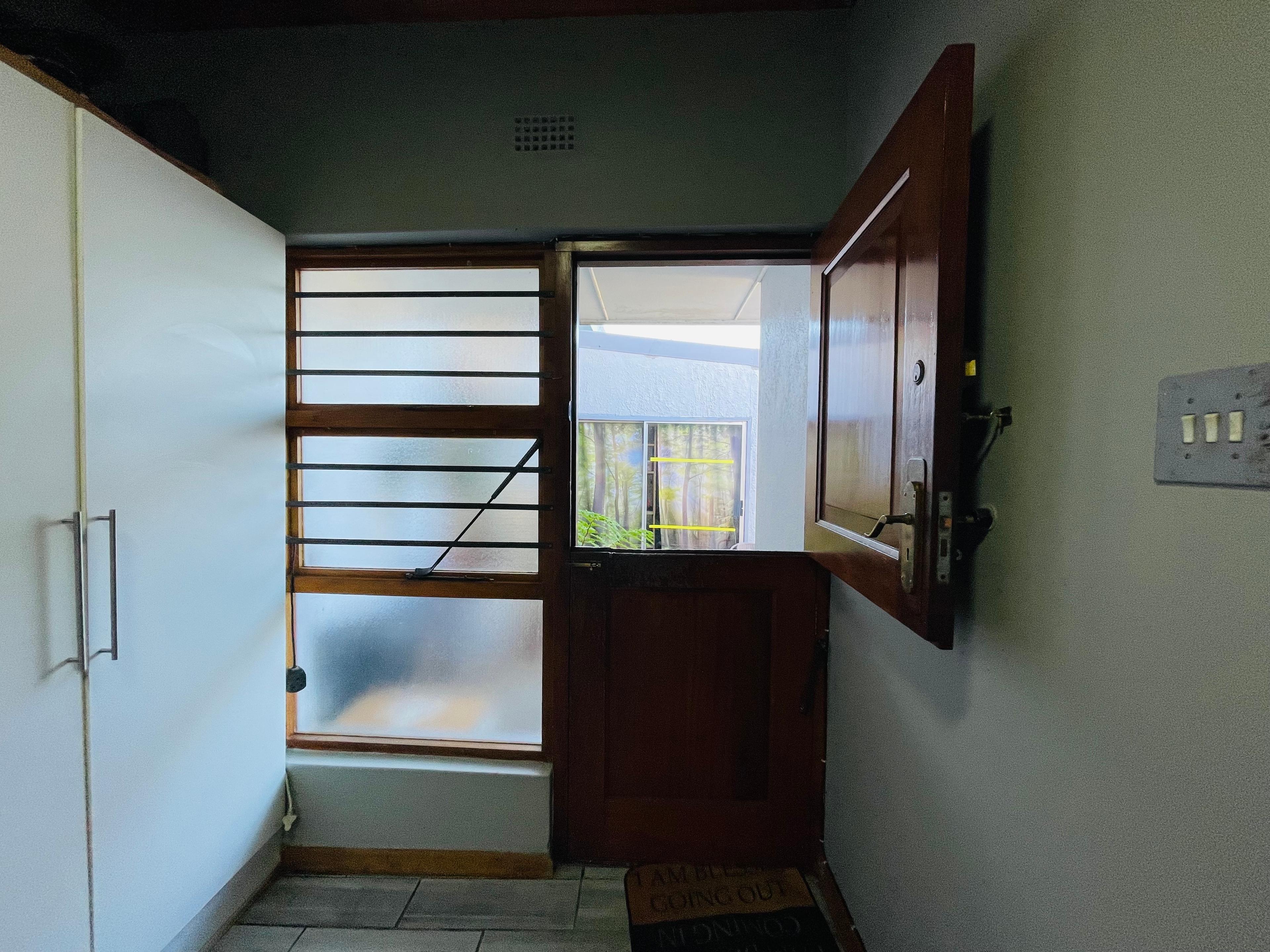 Image 5 of 6