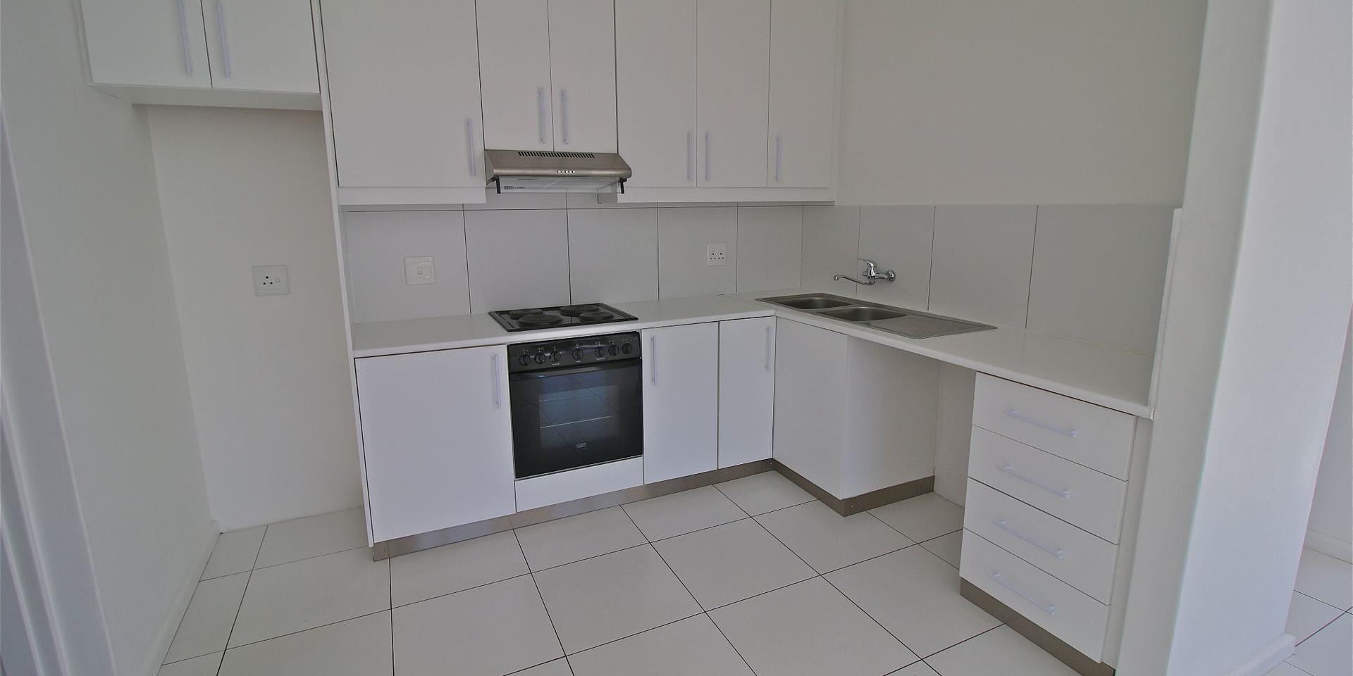 Image 3 of 6