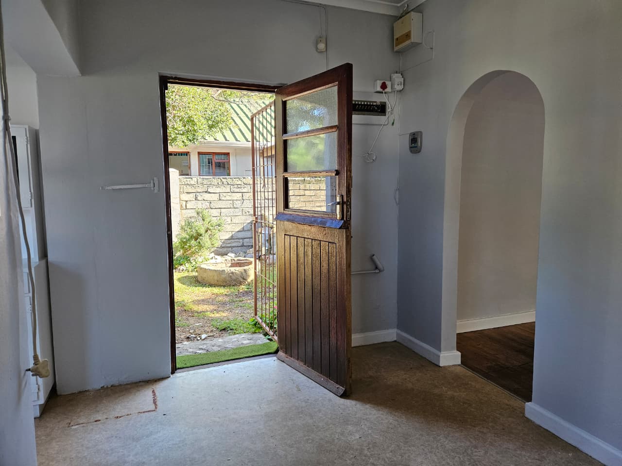 Image 10