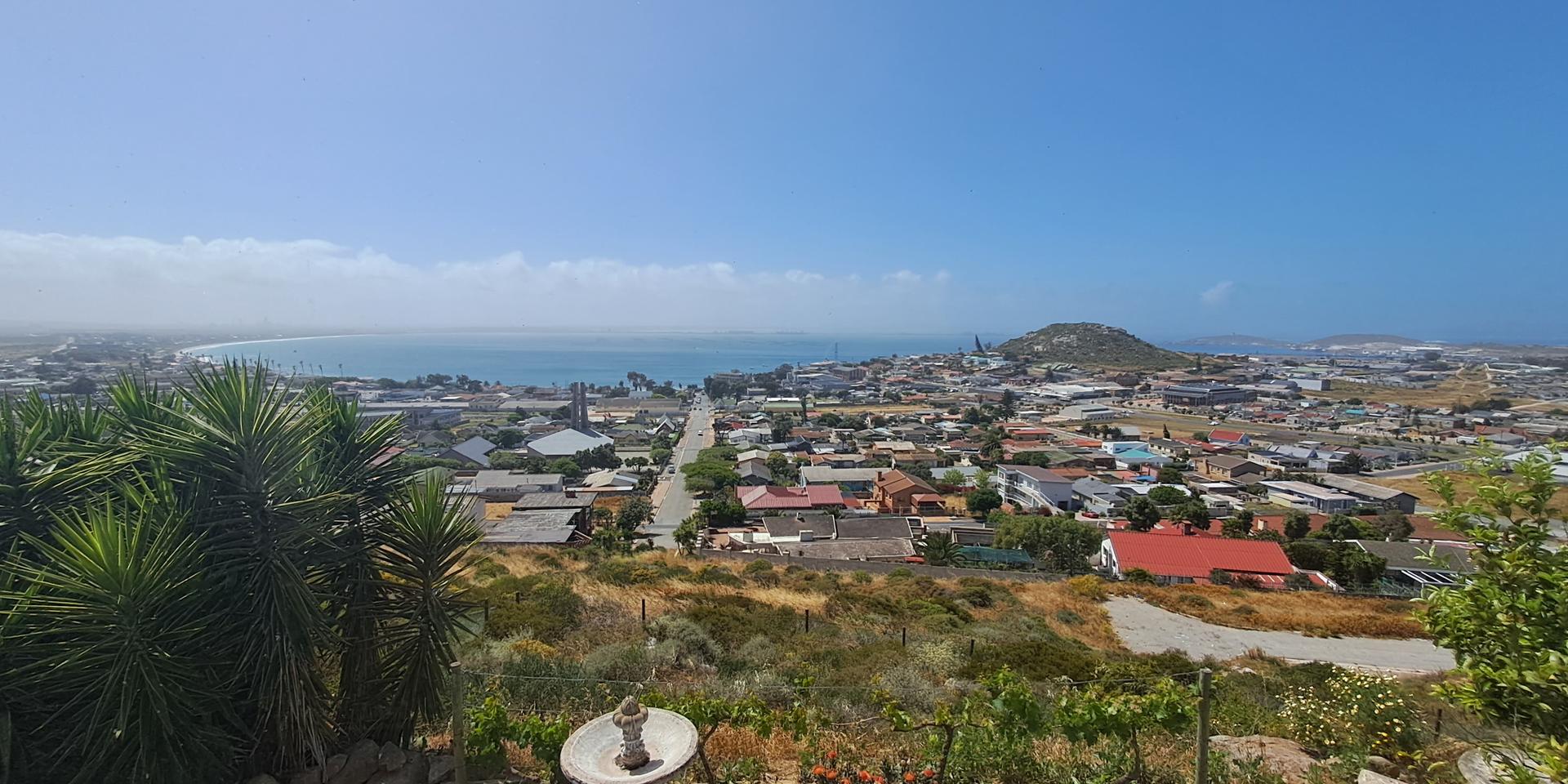Image 4 of 6
