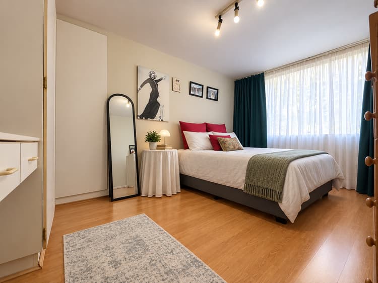 Main property image