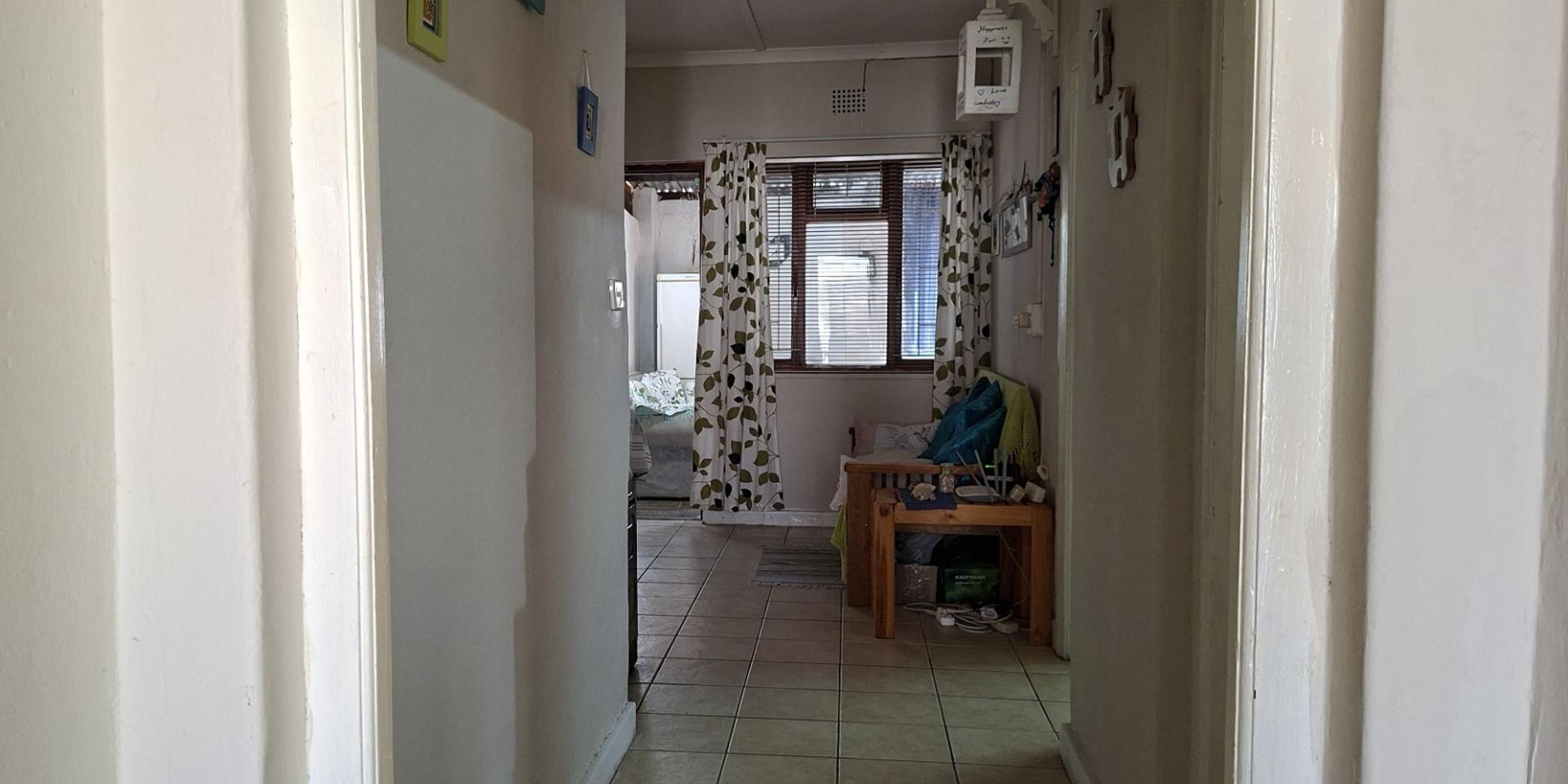 Image 5 of 6