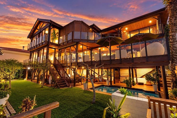 Main property image
