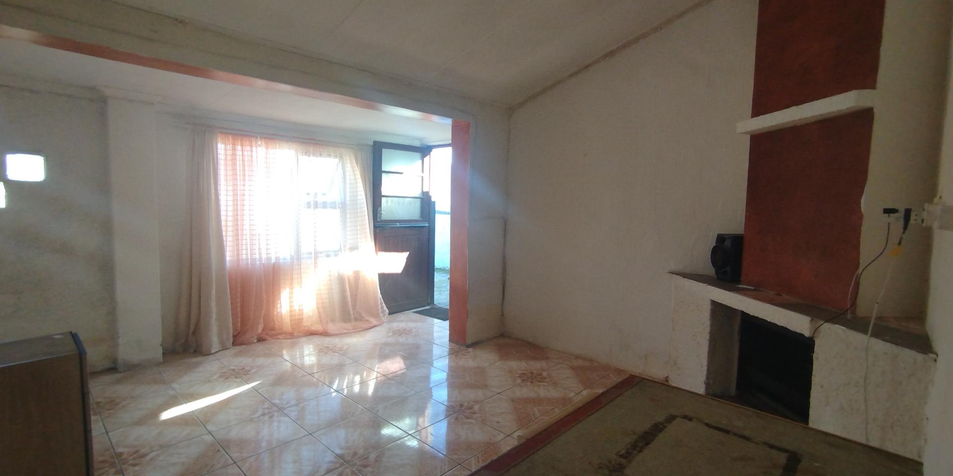 Image 3 of 6