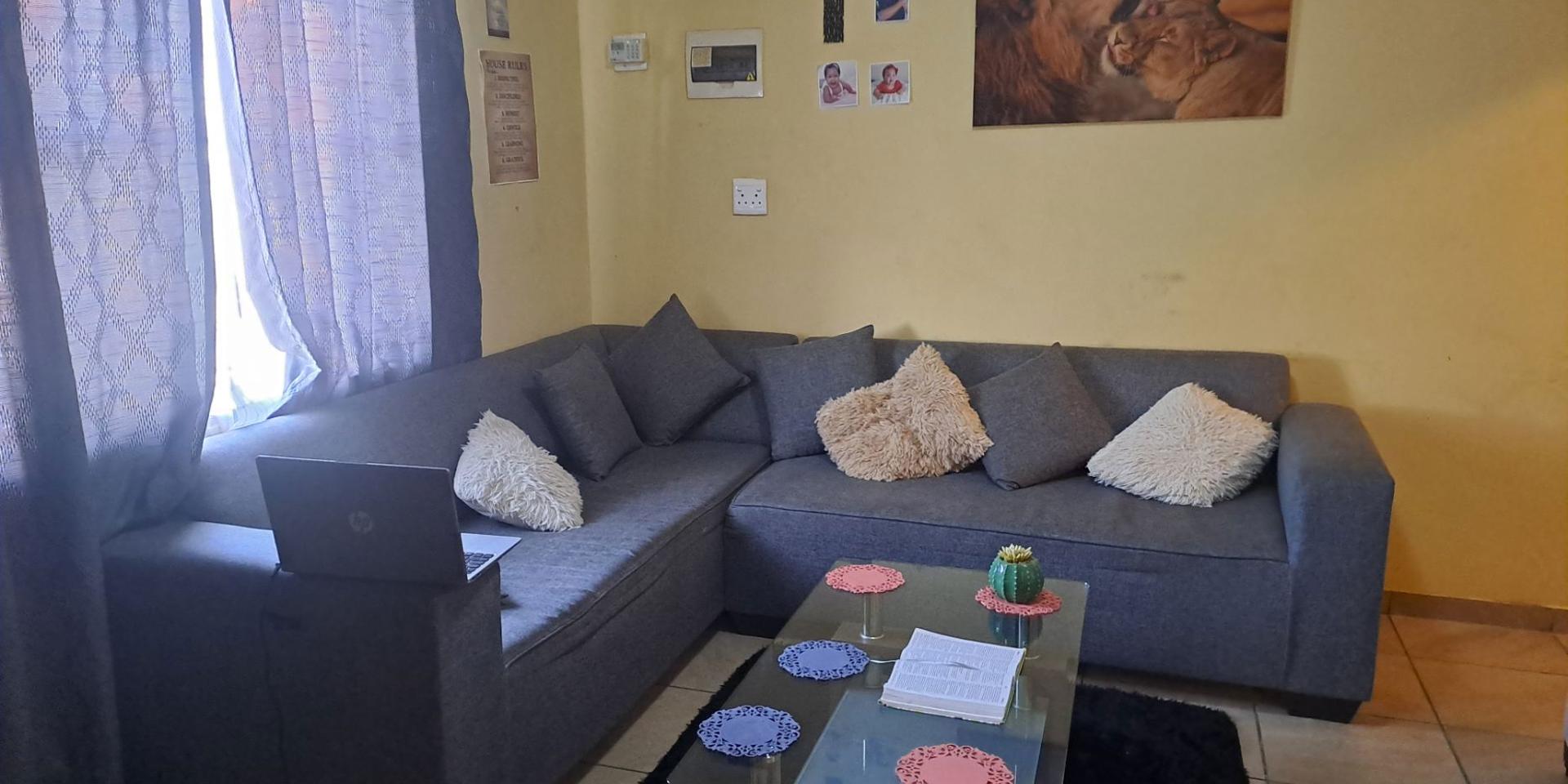 Image 2 of 6