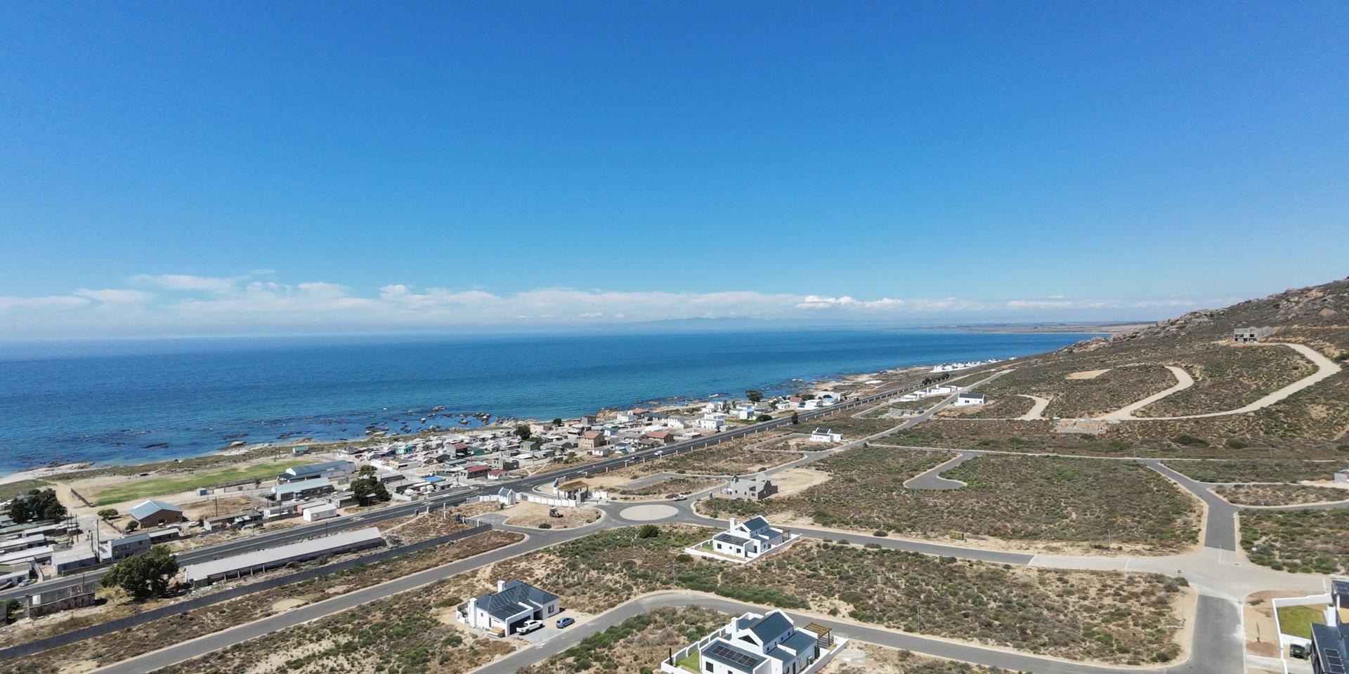 Image 2 of 6