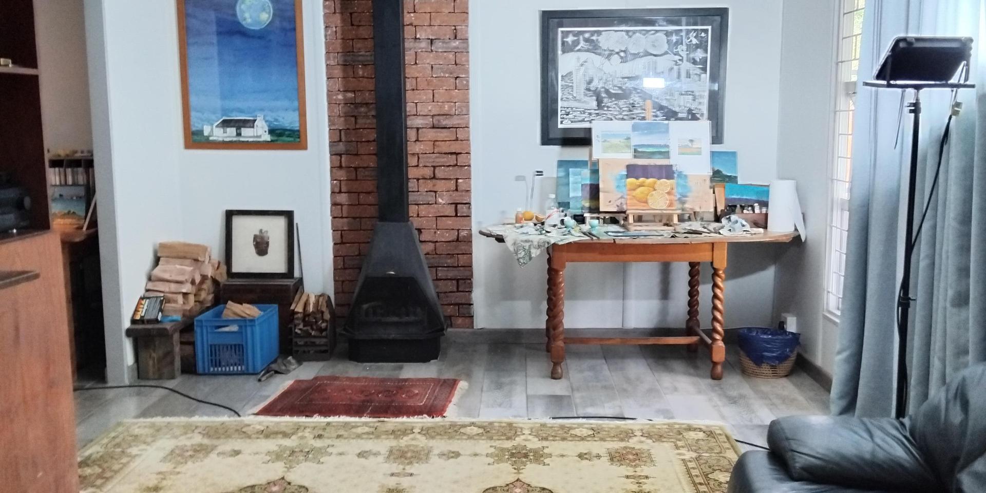 Image 4 of 6