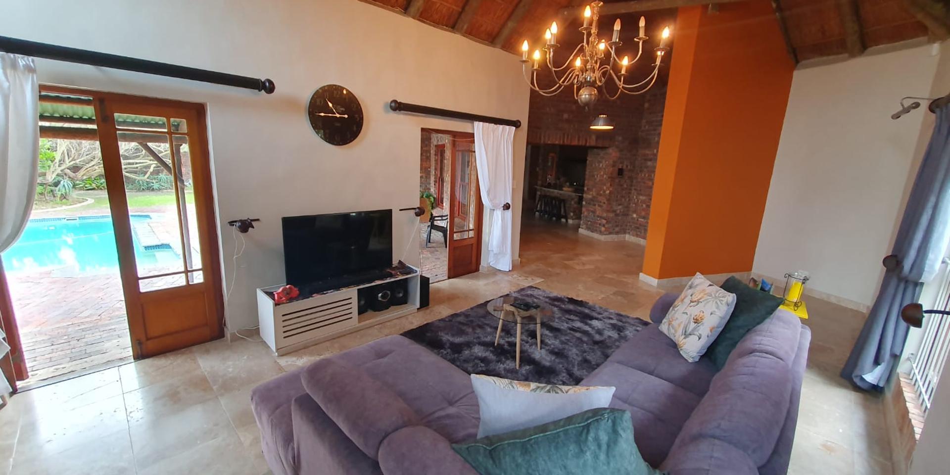 Image 2 of 6