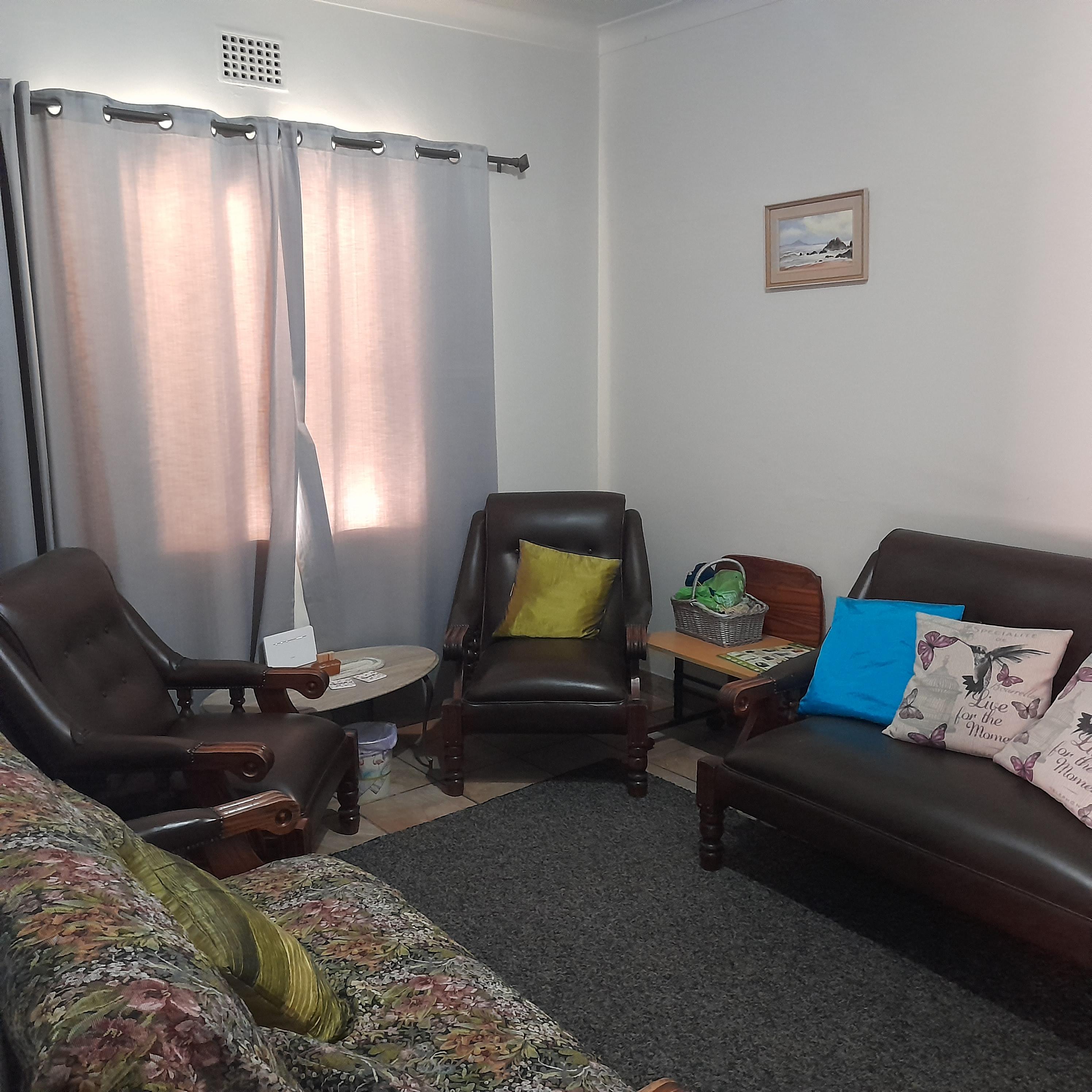 Image 4 of 6