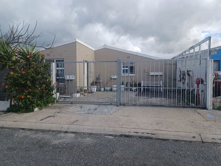 Main property image