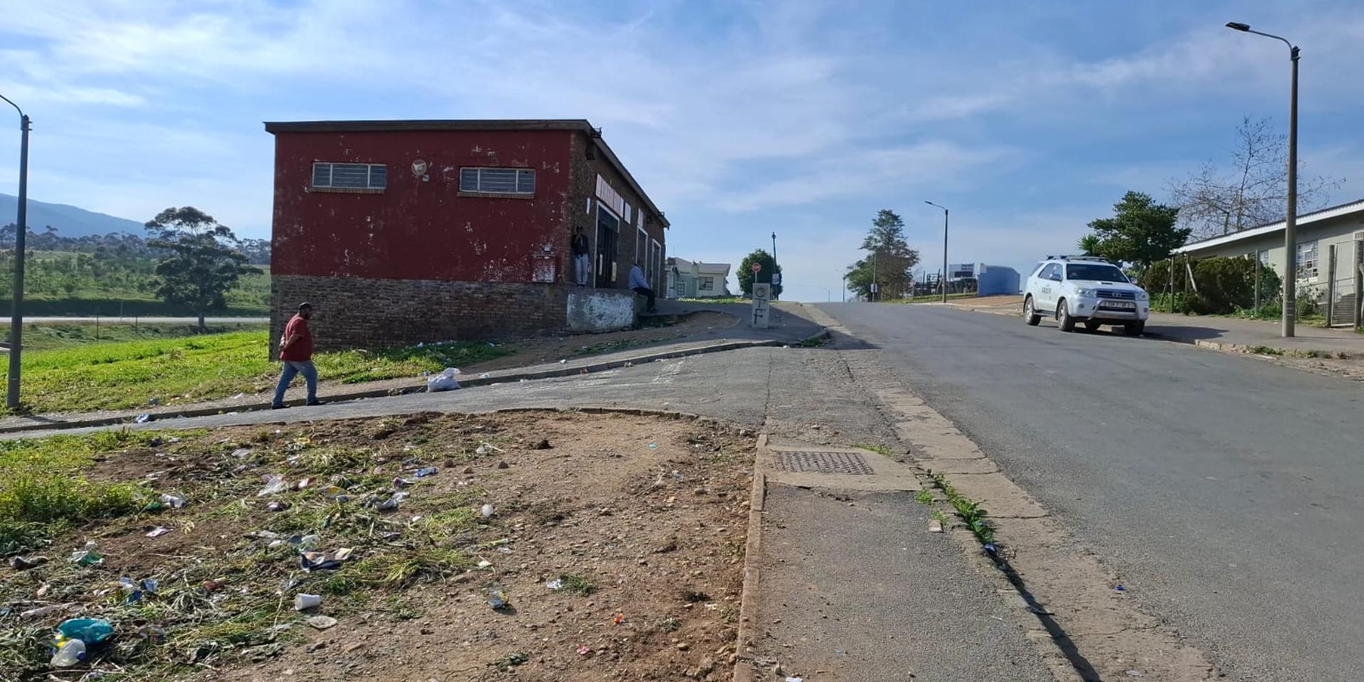 Image 4 of 6