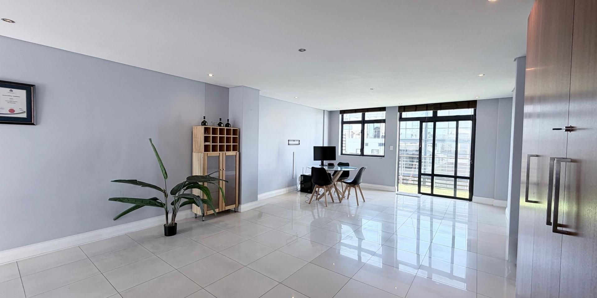 Image 3 of 6