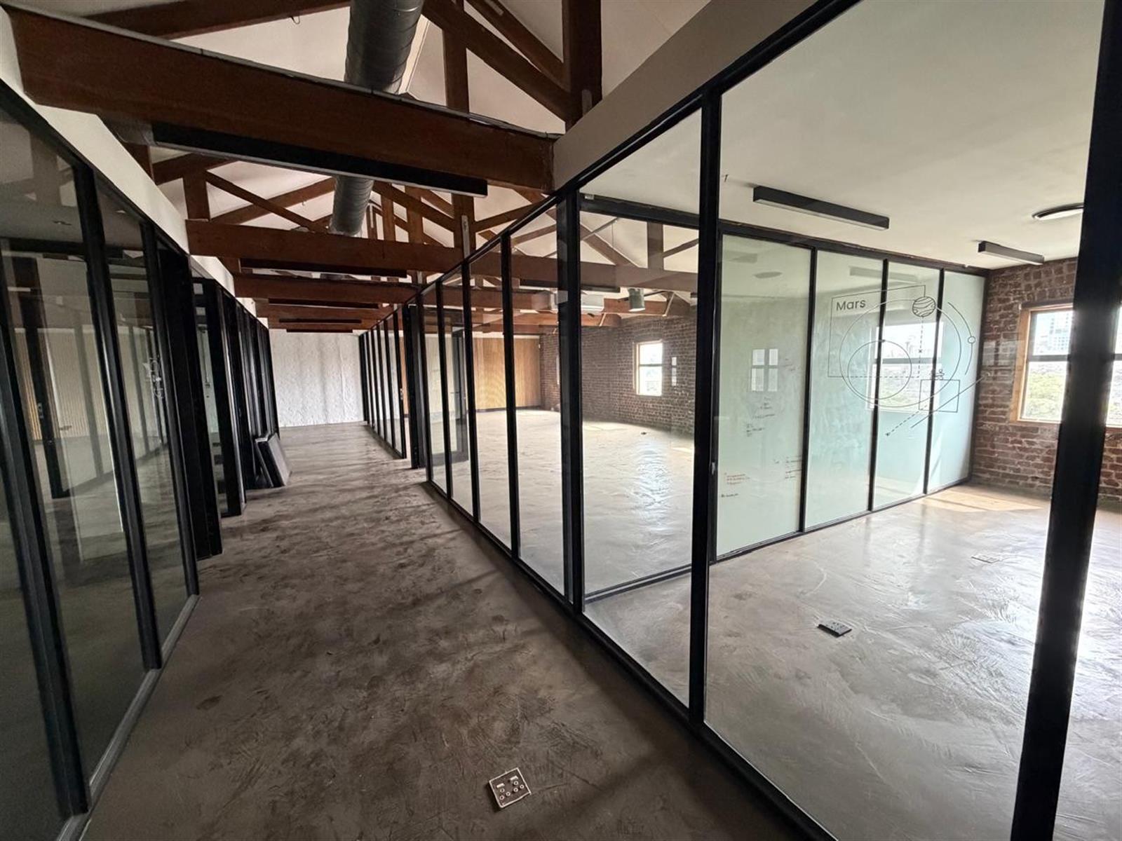 Image 2 of 6