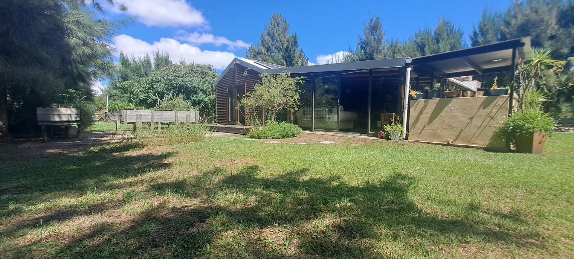 Image 4 of 6