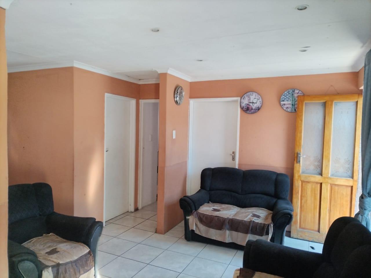 Image 5 of 6