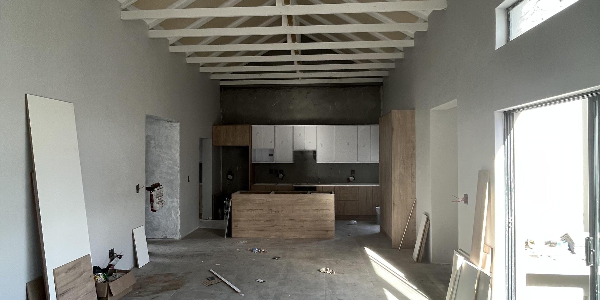 Image 4 of 6