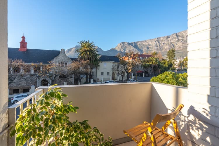 Main property image