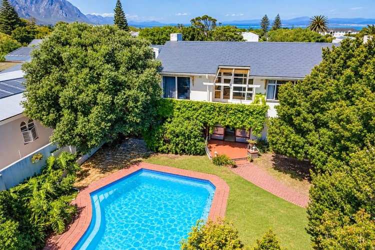 Main property image