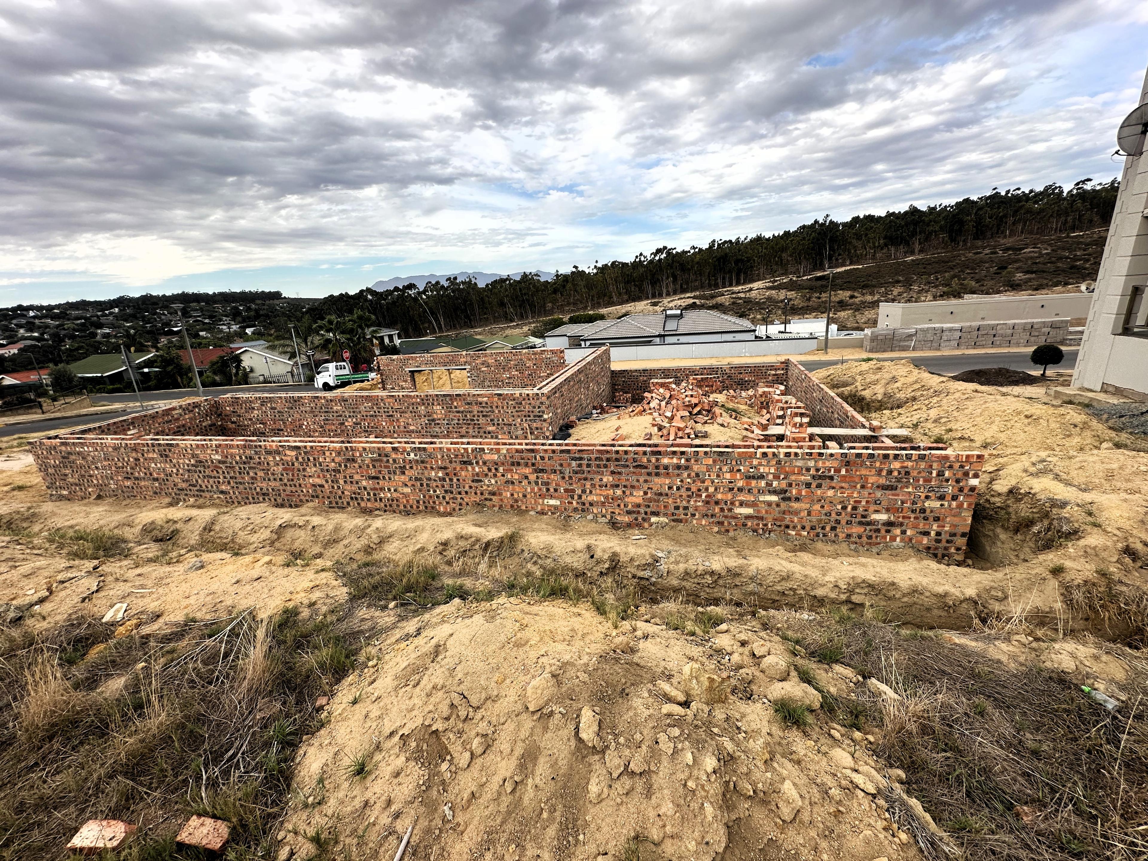 Image 2 of 6