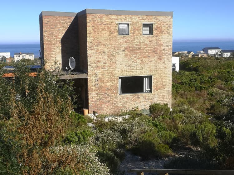 Main property image
