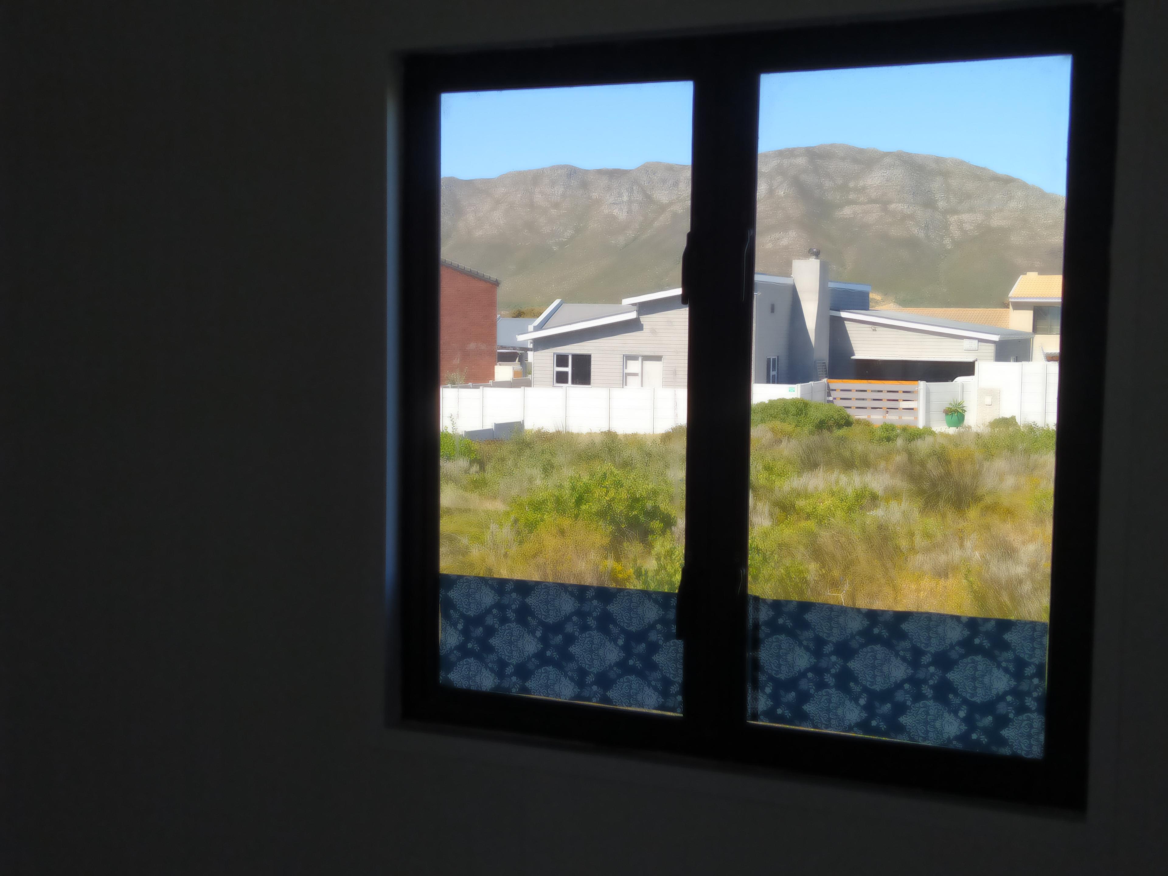 Image 4 of 6