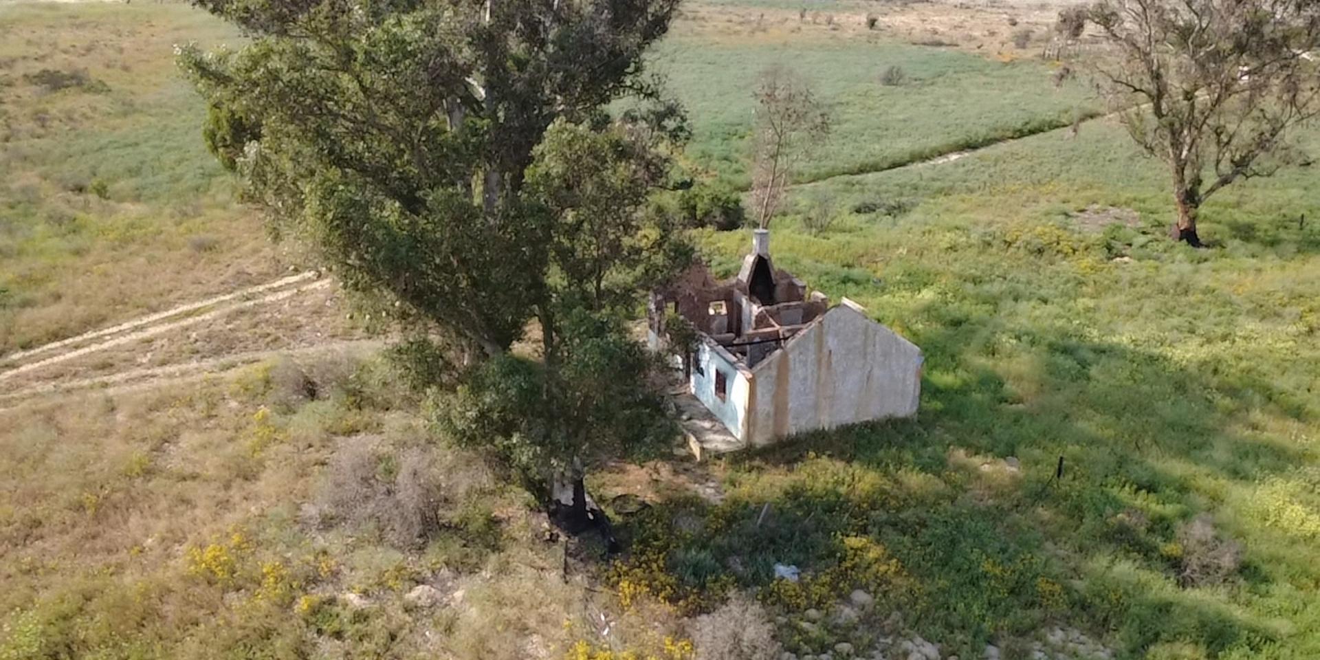 Image 5 of 6