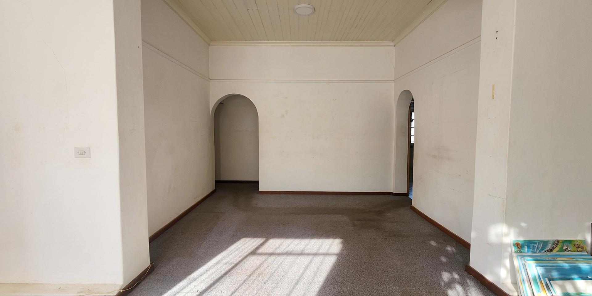 Image 5 of 6