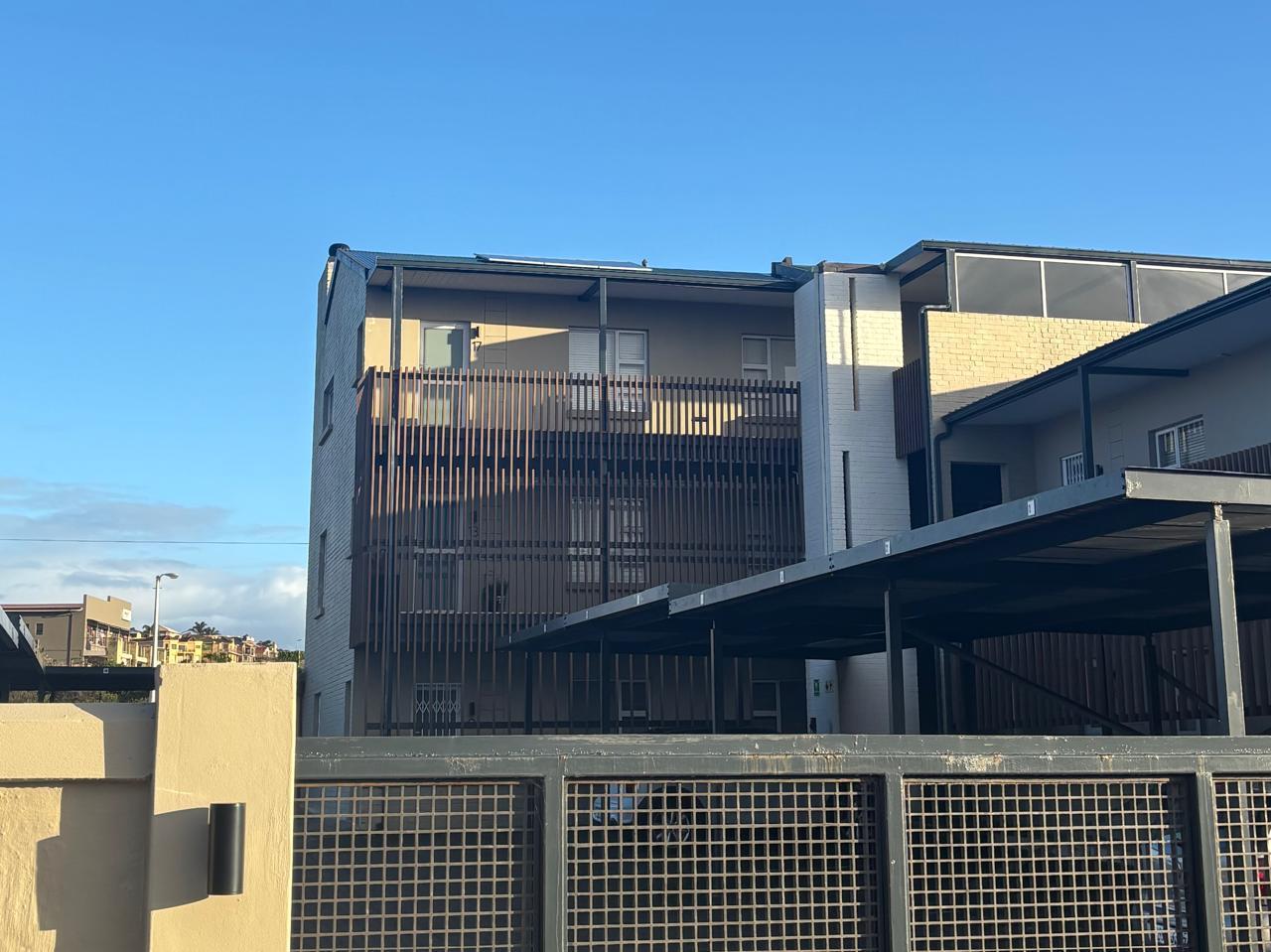 Image 2 of 6