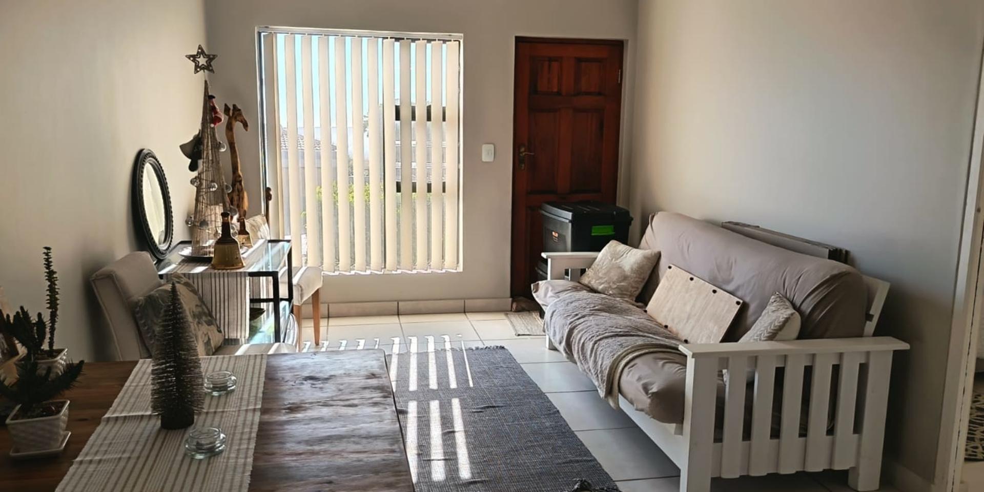 Image 3 of 6