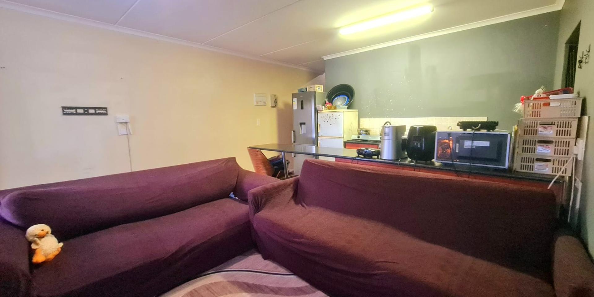 Image 5 of 6