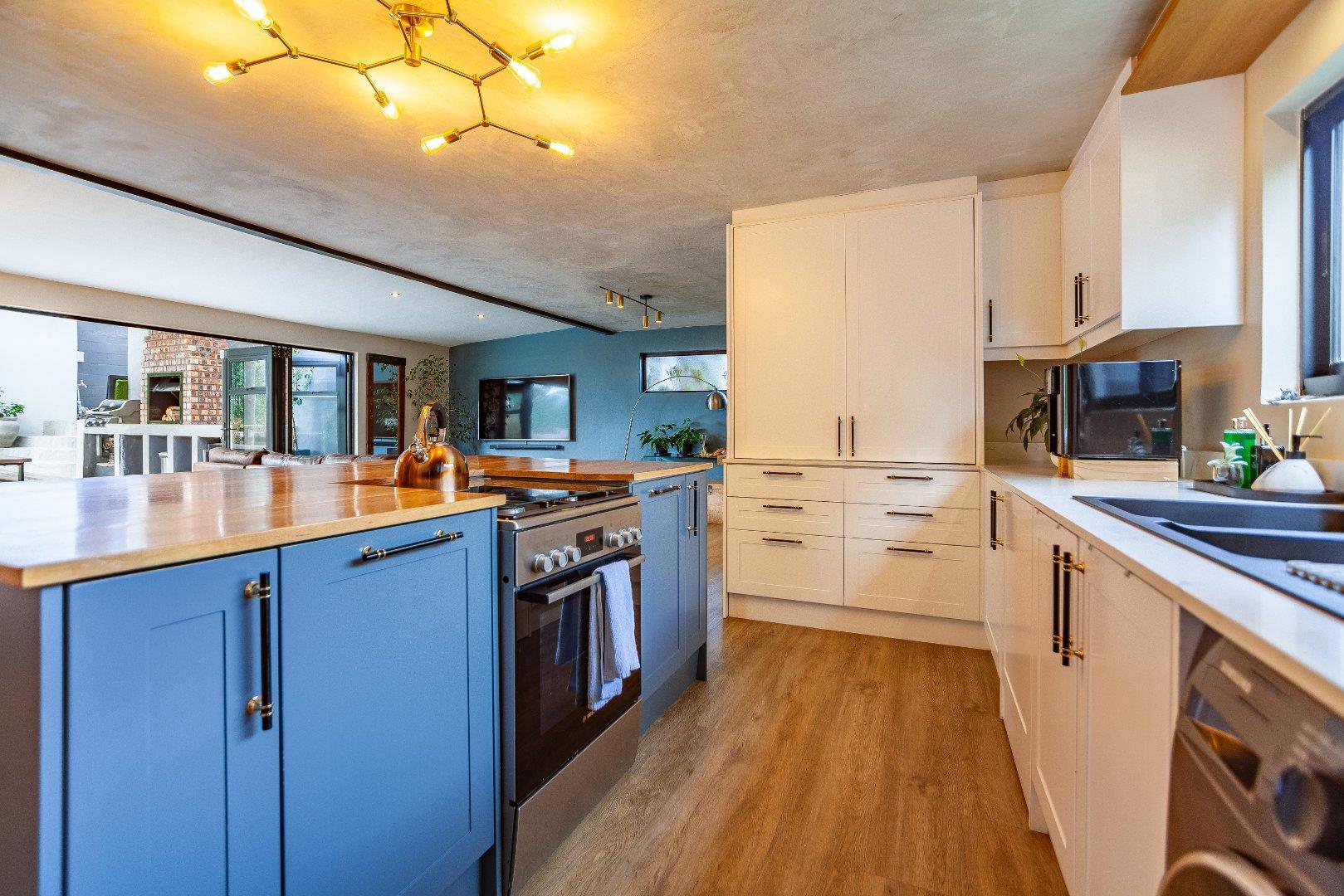 Image 16