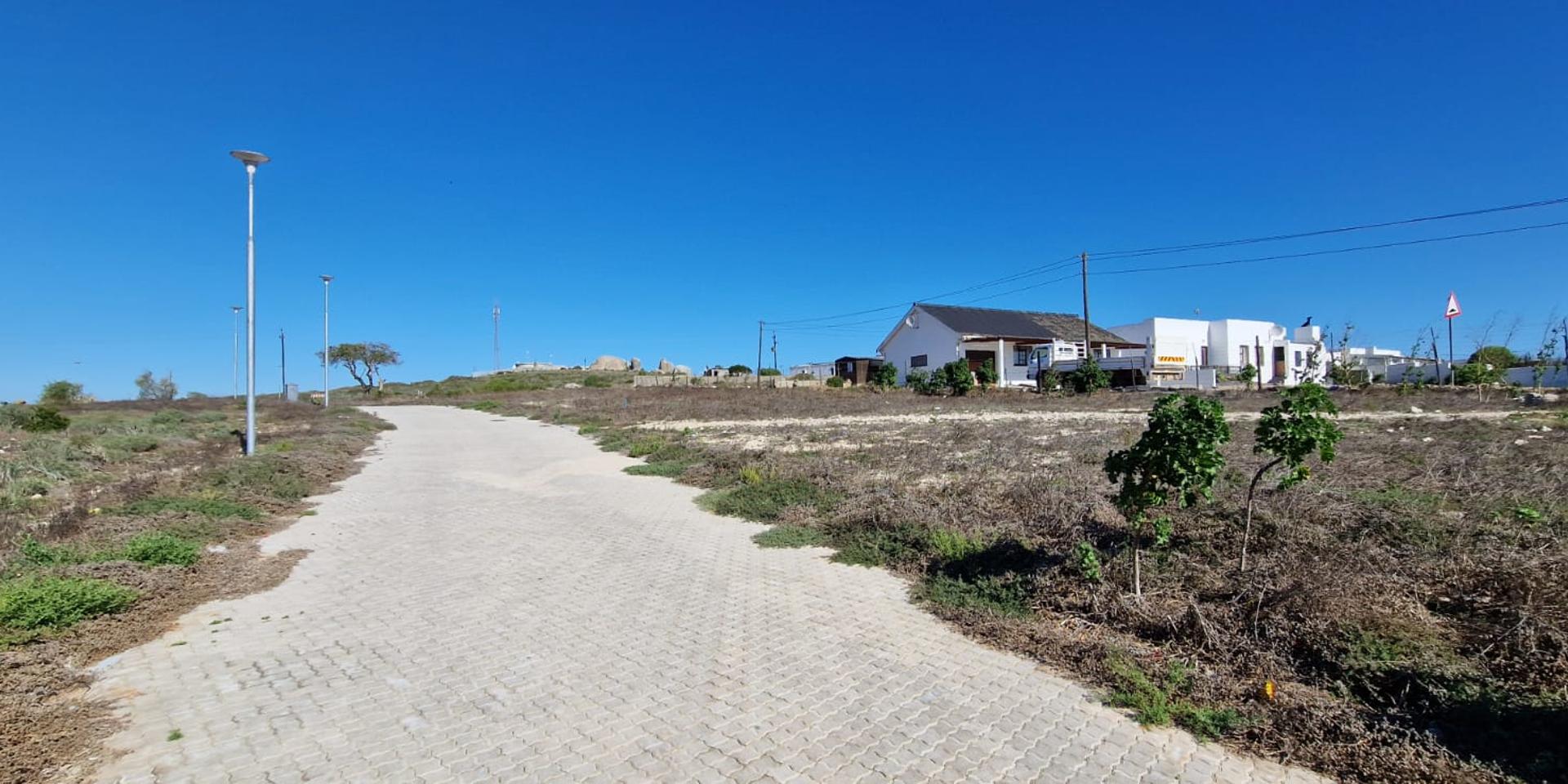 Image 4 of 6