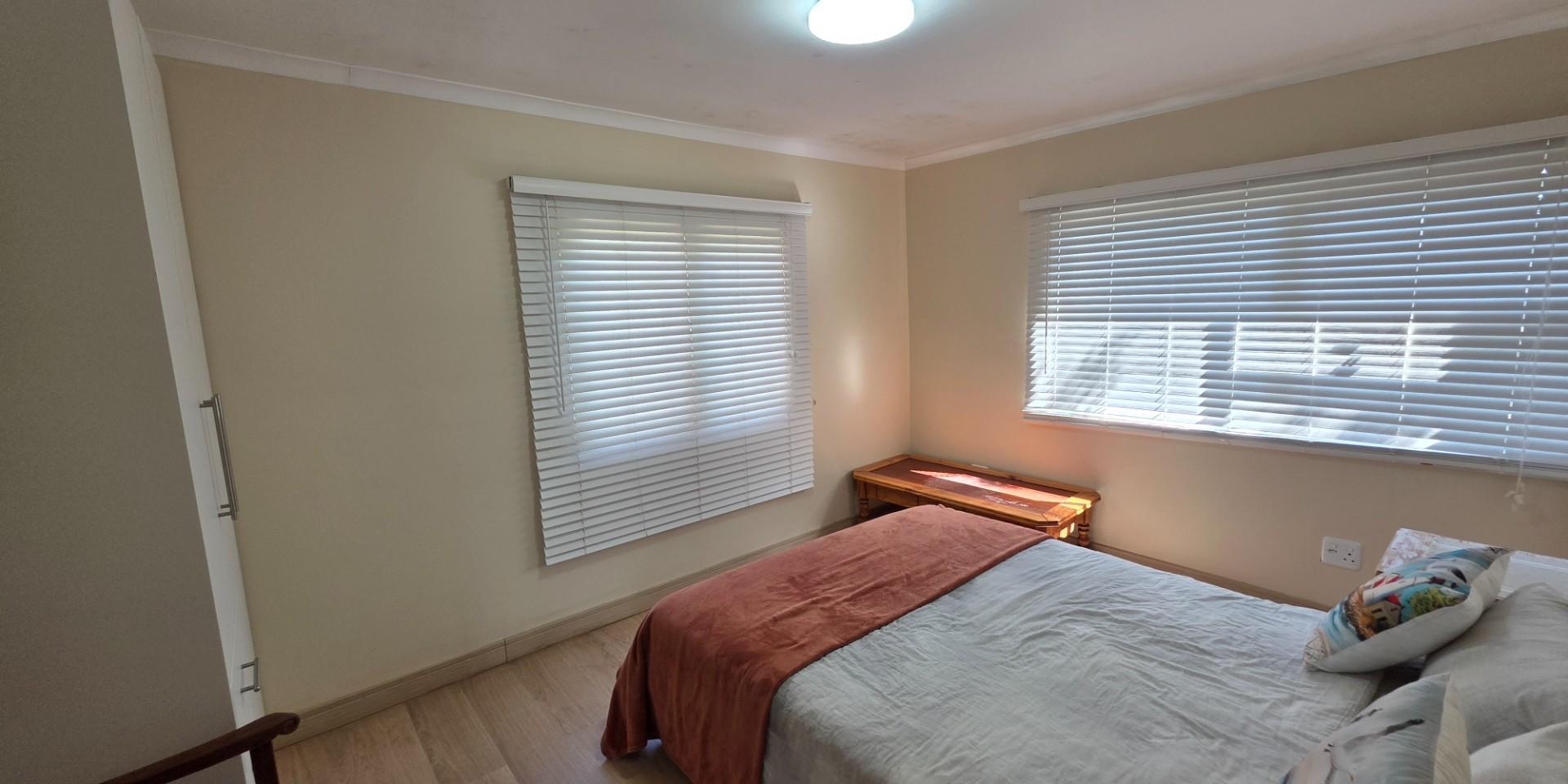 Image 5 of 6