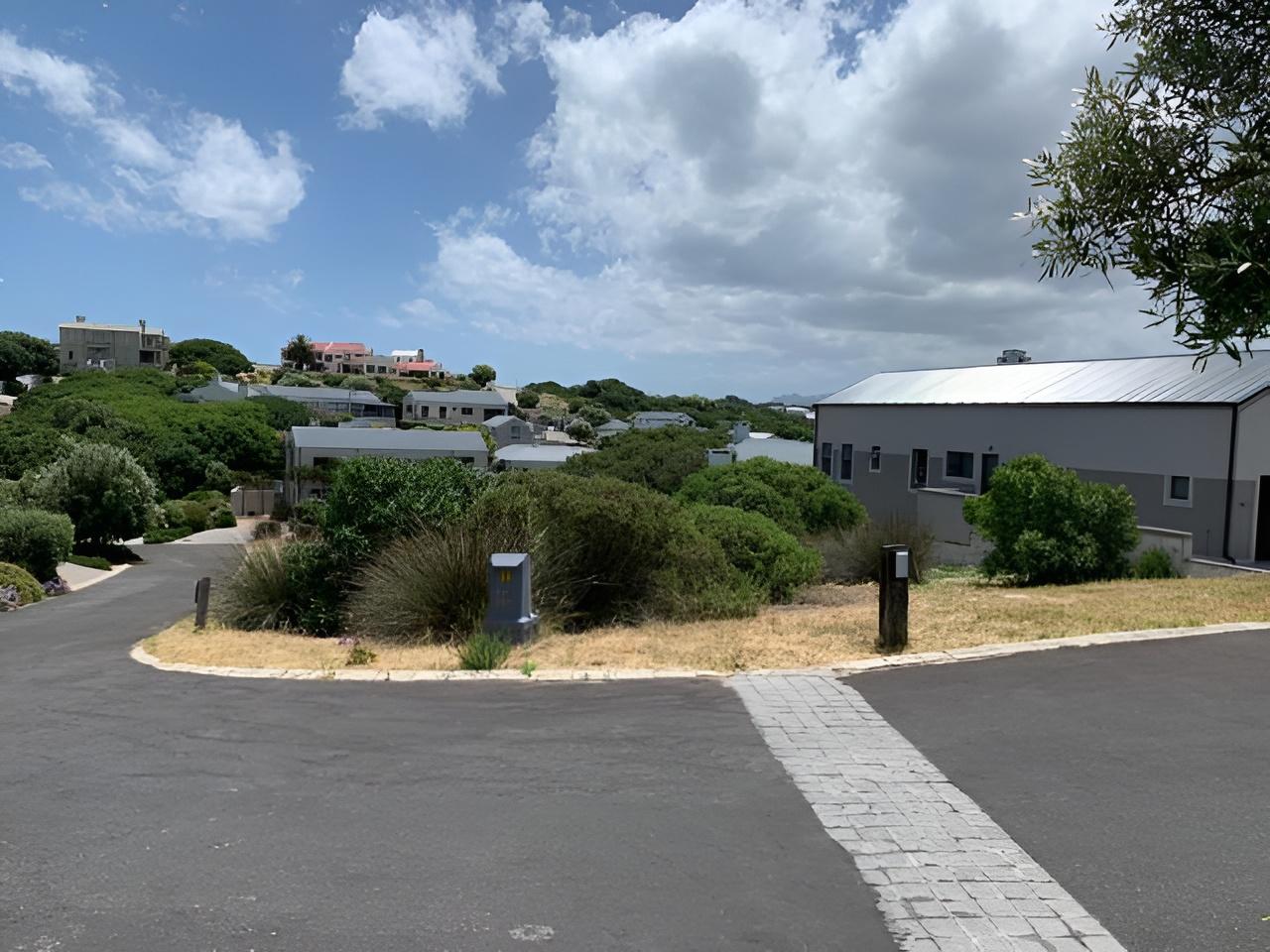 Image 4 of 6