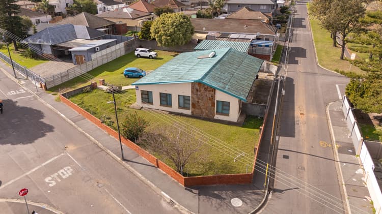 Main property image