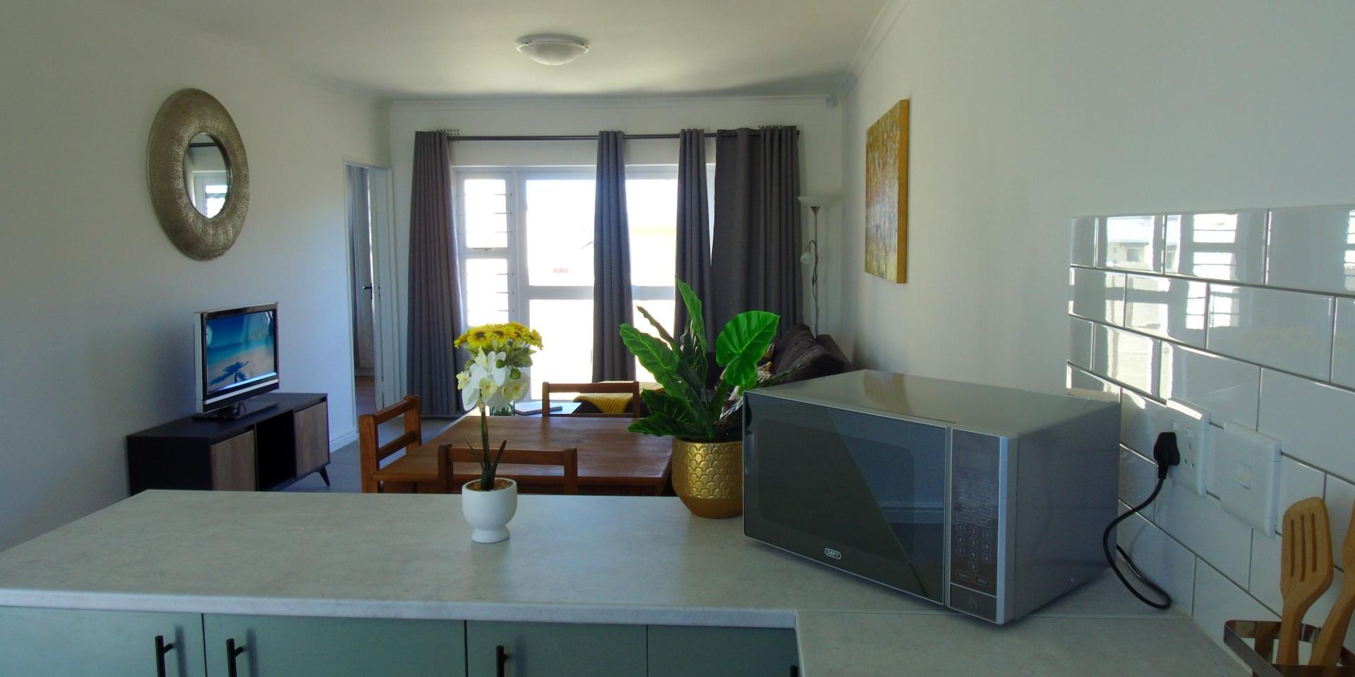 Image 5 of 6