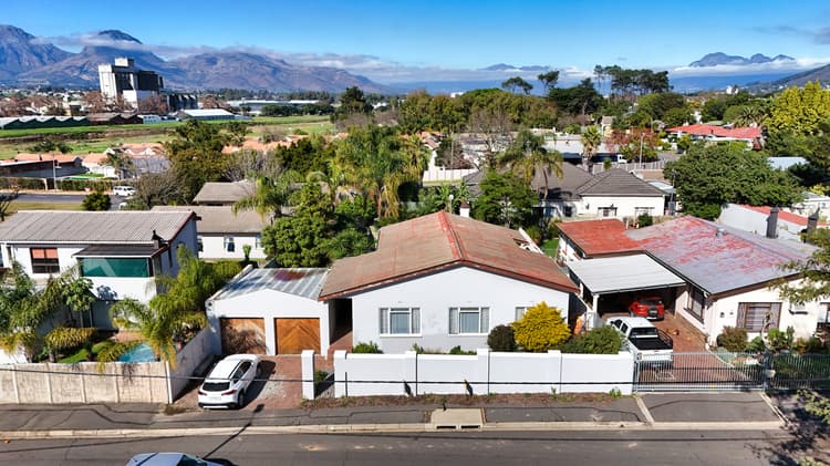 Main property image