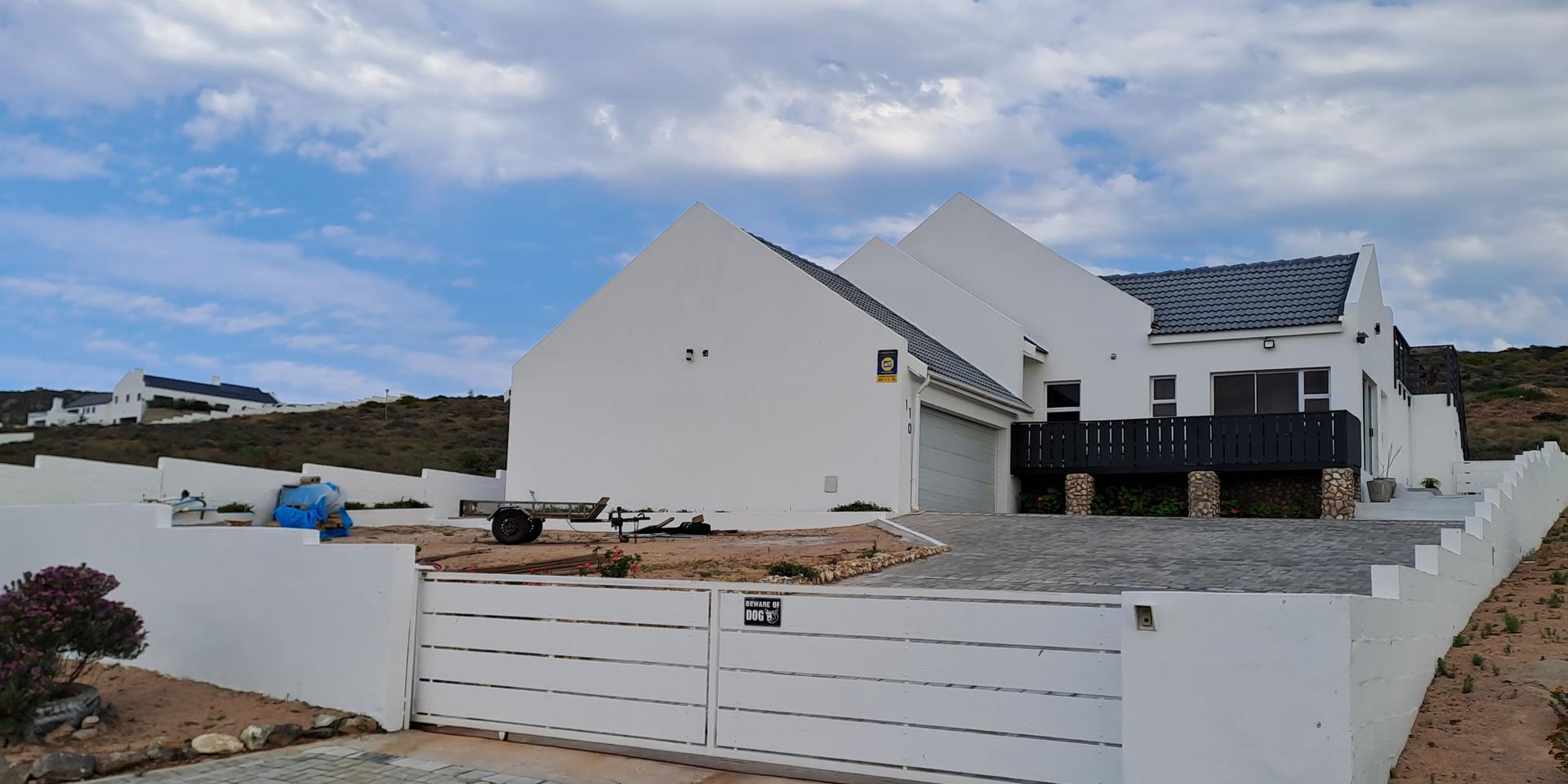 Image 2 of 6