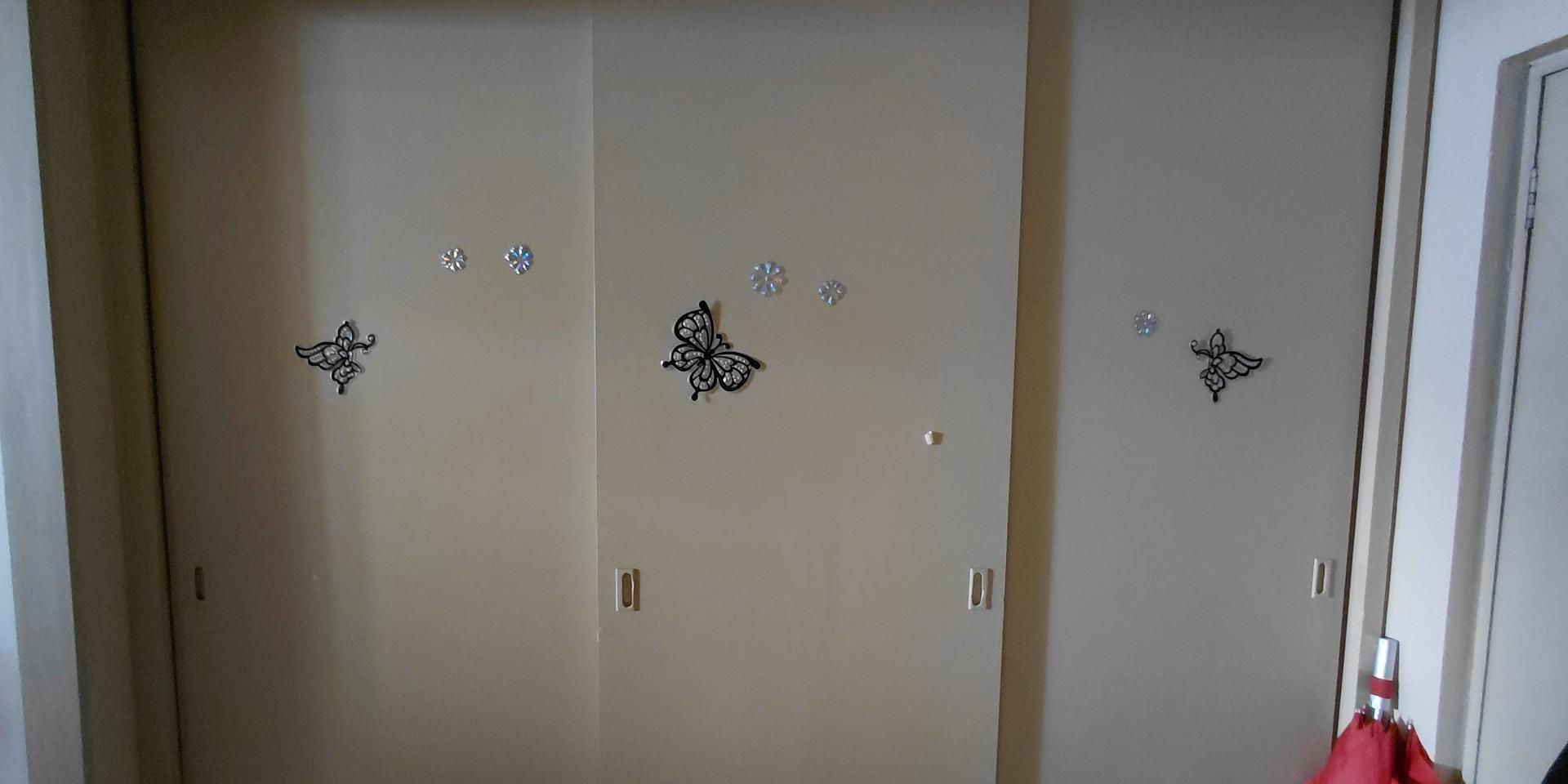 Image 4 of 6