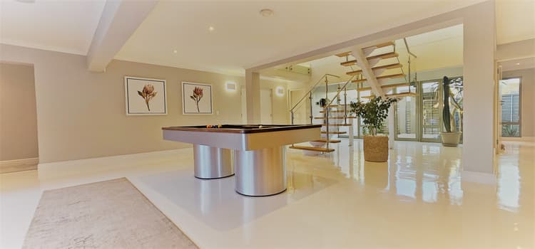 Main property image