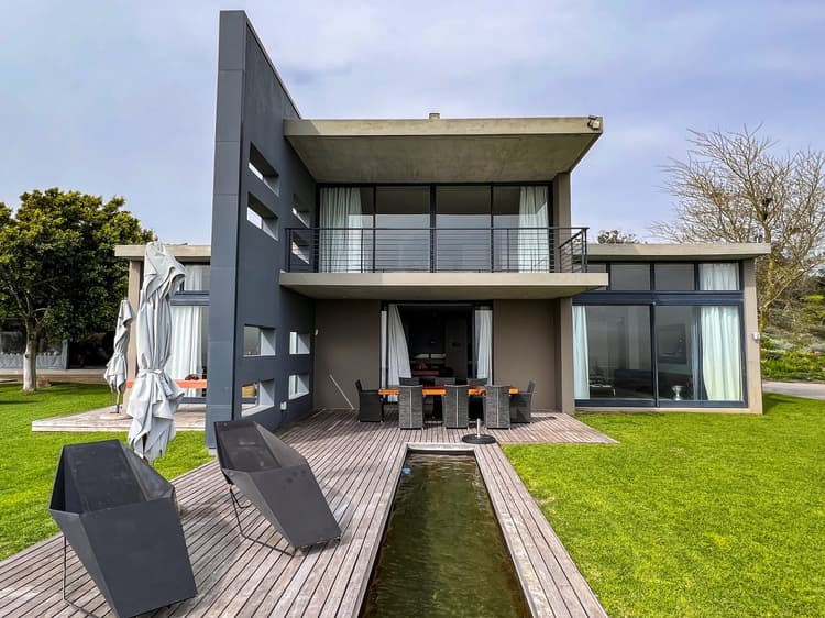 Main property image