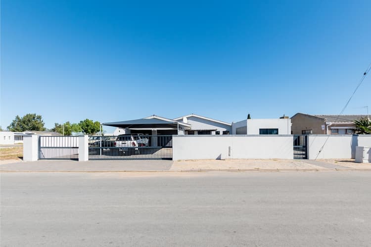 Main property image