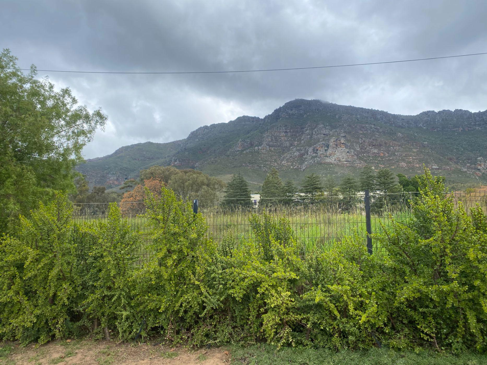 Image 2 of 6