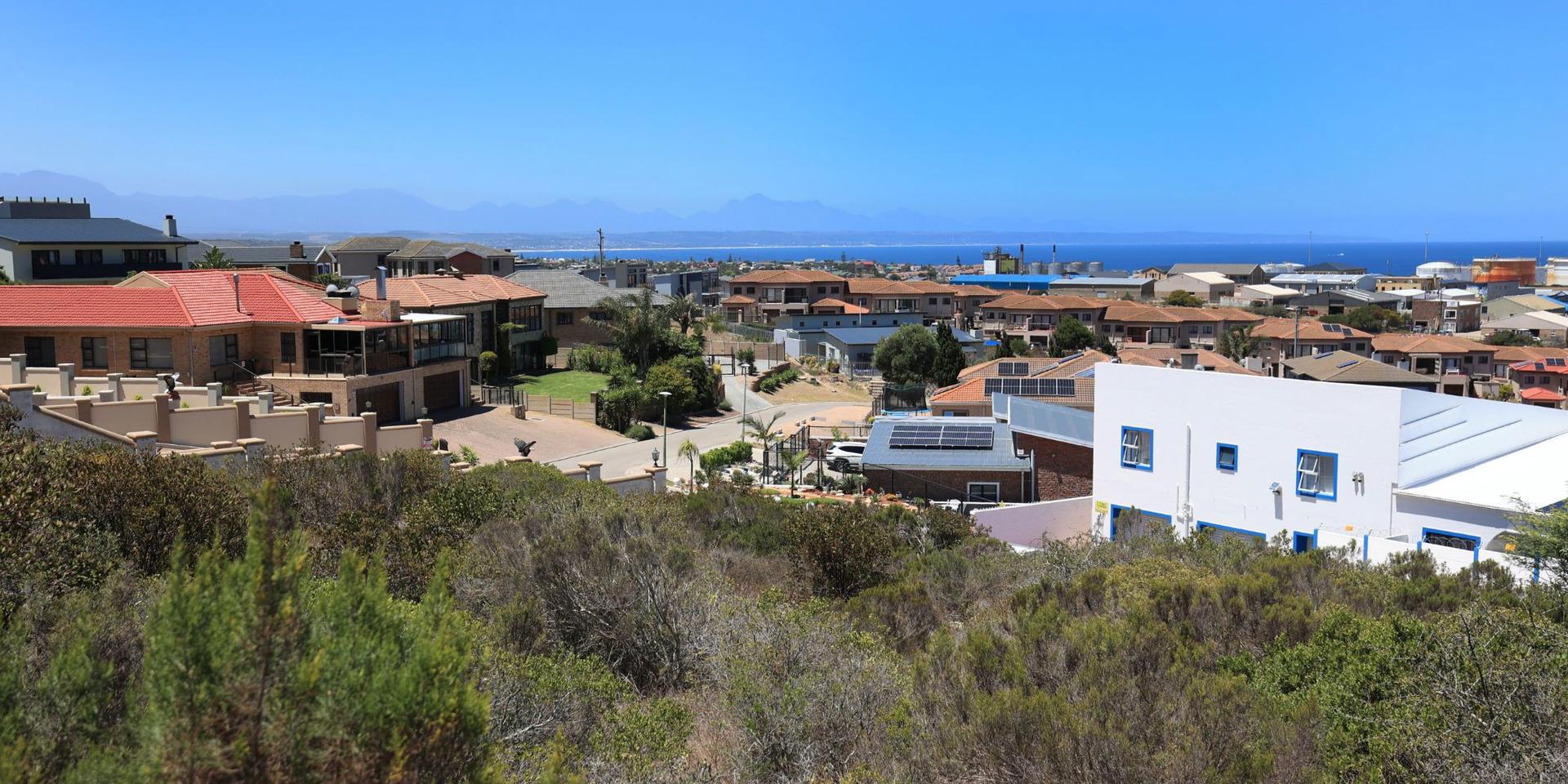 Image 4 of 6