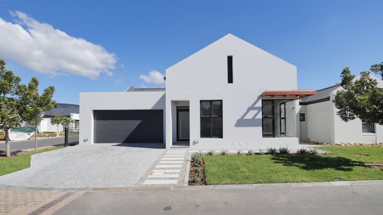 Main property image