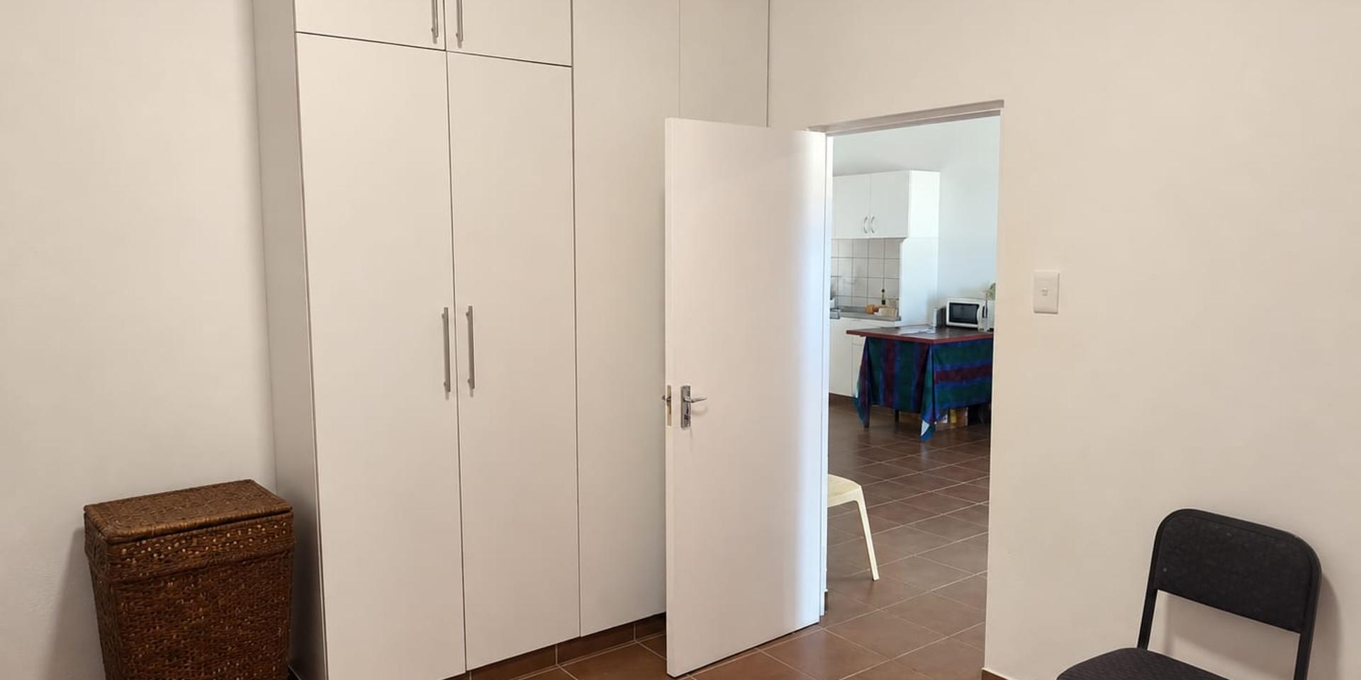 Image 5 of 6