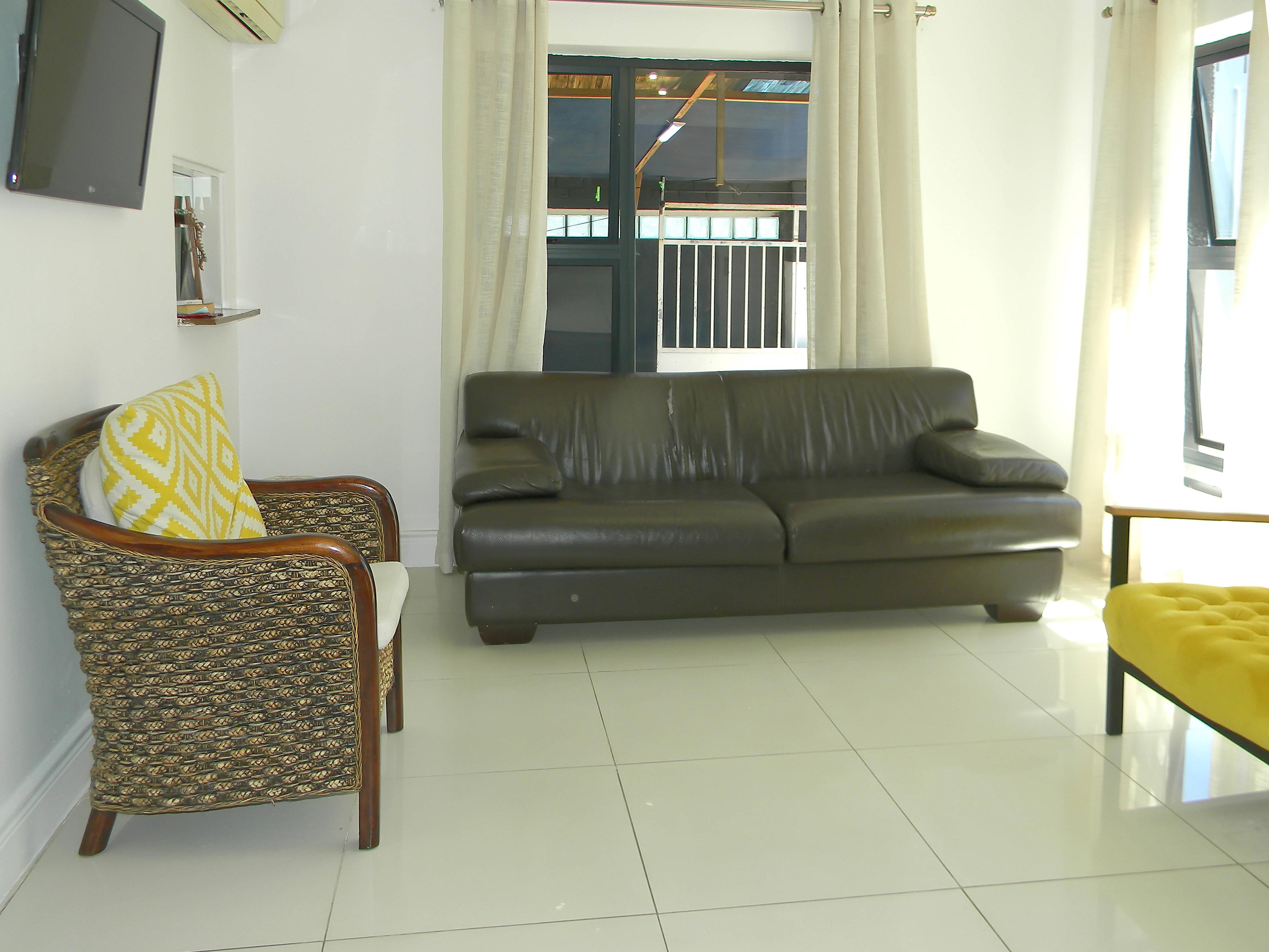 Image 3 of 6