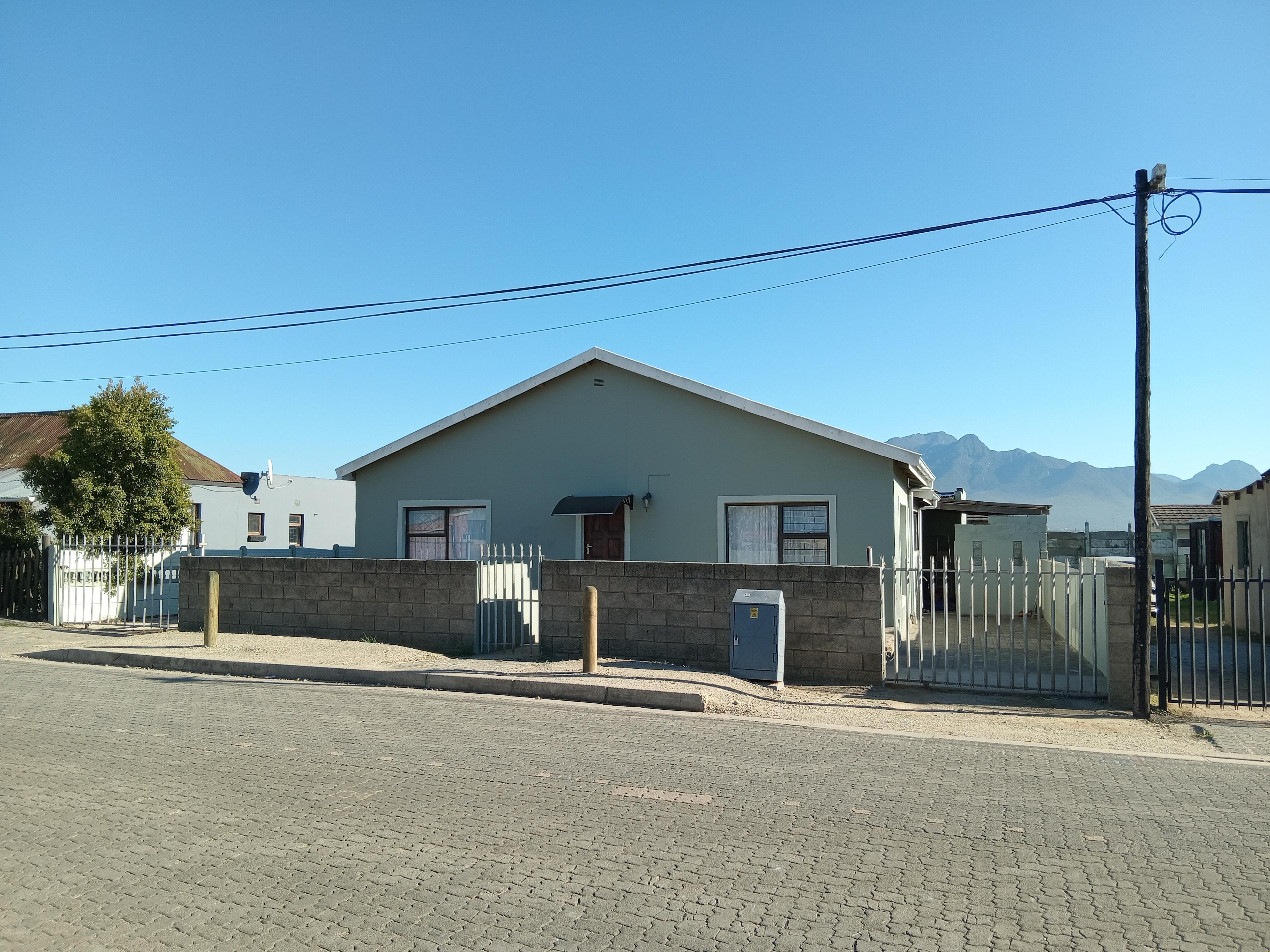 Image 2 of 6