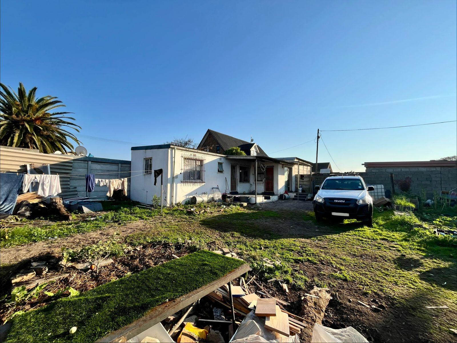 Image 1 of 6