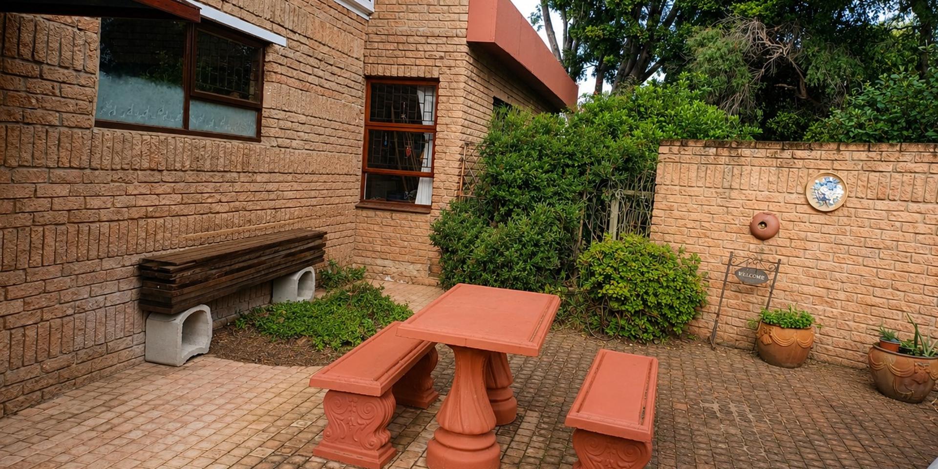 Image 2 of 6